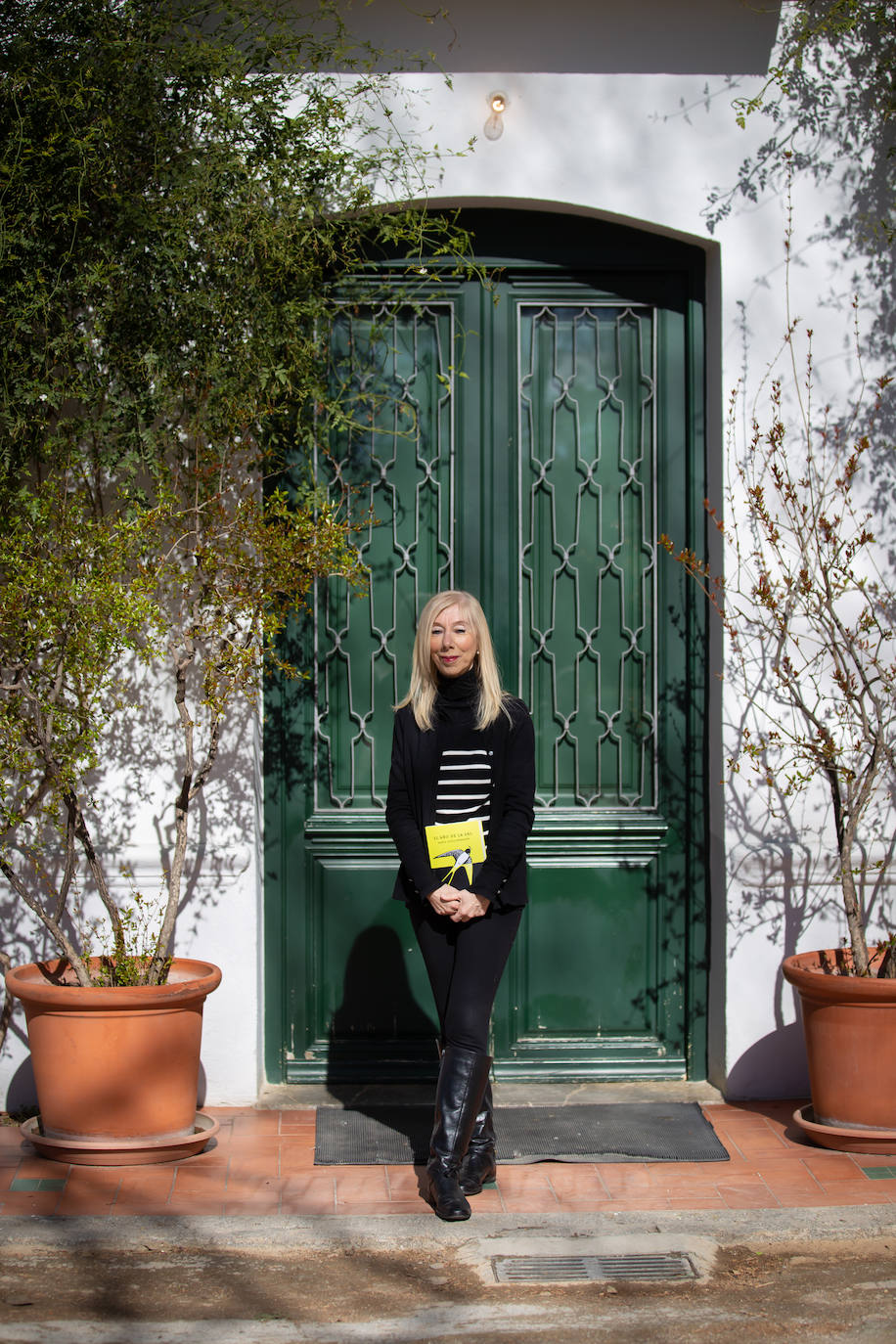 Peregrín, en la puerta de la Huerta de San Vicente.