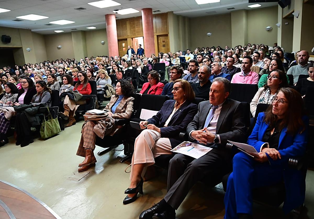 La Junta organiza unas jornadas para abordar la atención en los centros residenciales de personas mayores