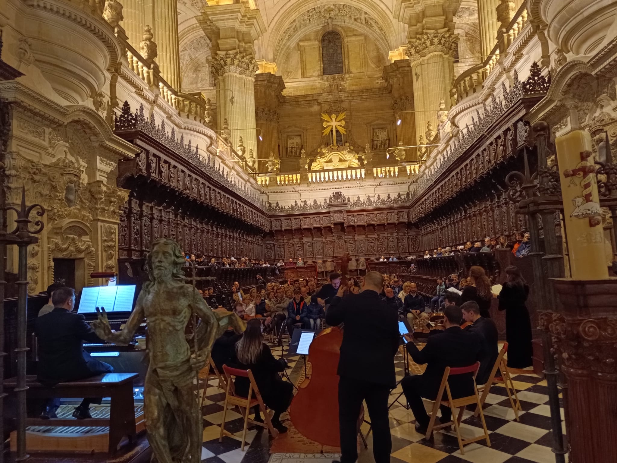 Concierto a cargo de Hesperian Symphony Orchestra en la Catedral de Jaén.