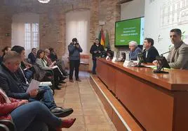 Asamblea constituyente del Clúster del plástico de Andalucía en la Diputación de Jaén.