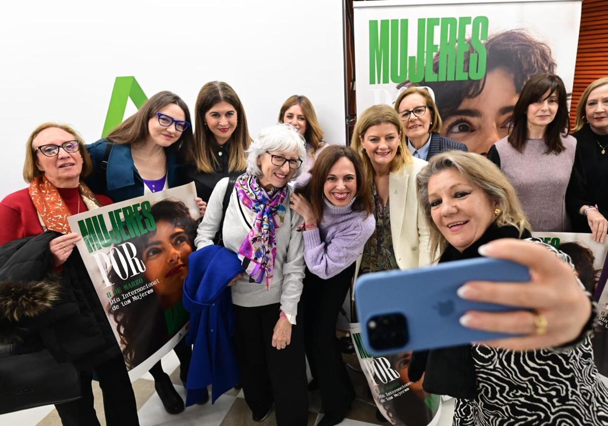 La Junta proclama su determinación para combatir las desigualdades y discriminaciones por razón de género