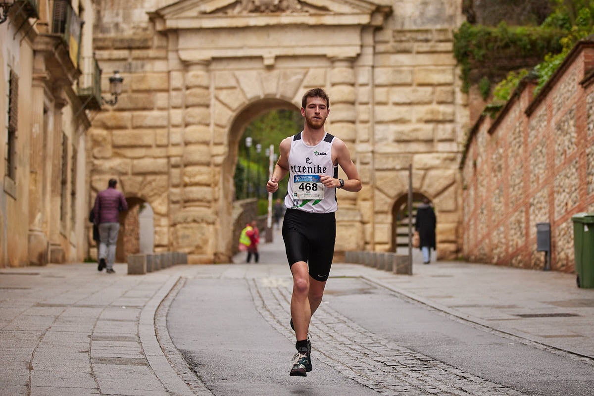 Encuéntrate en la carrera del Ave María de Granada