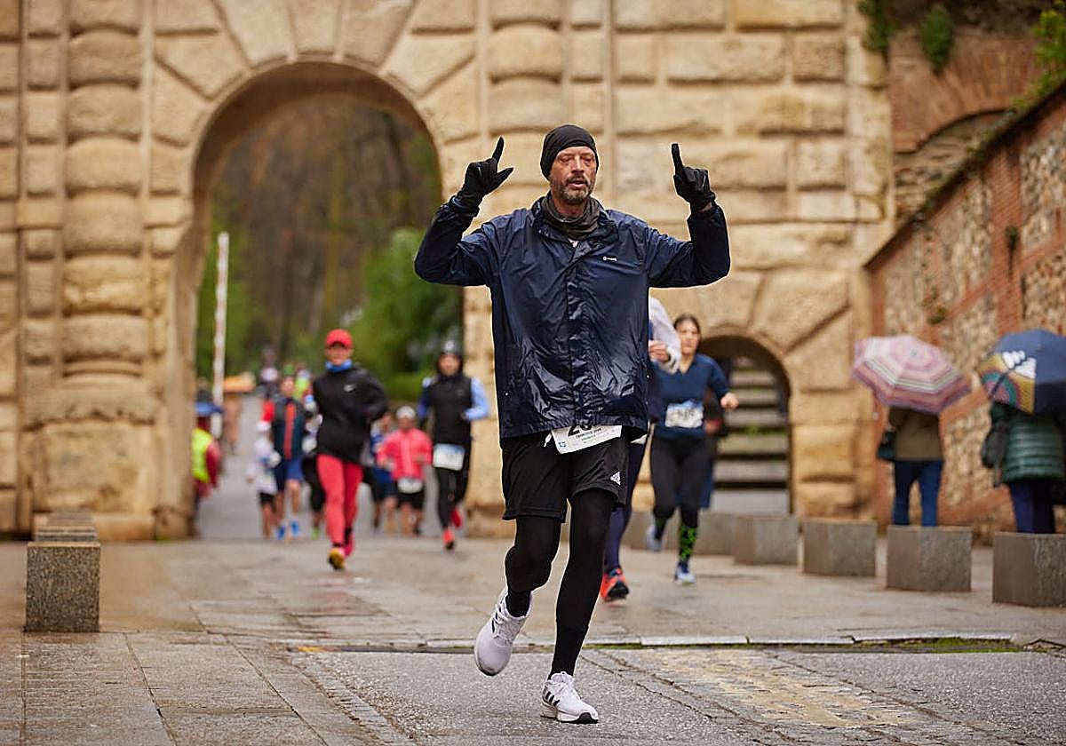 Encuéntrate en la carrera del Ave María de Granada