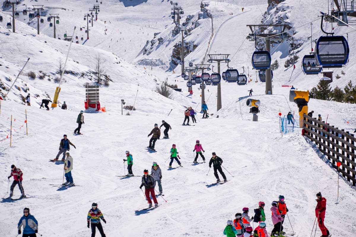 Las imágenes desde dentro de Sierra Nevada en su mejor temporada