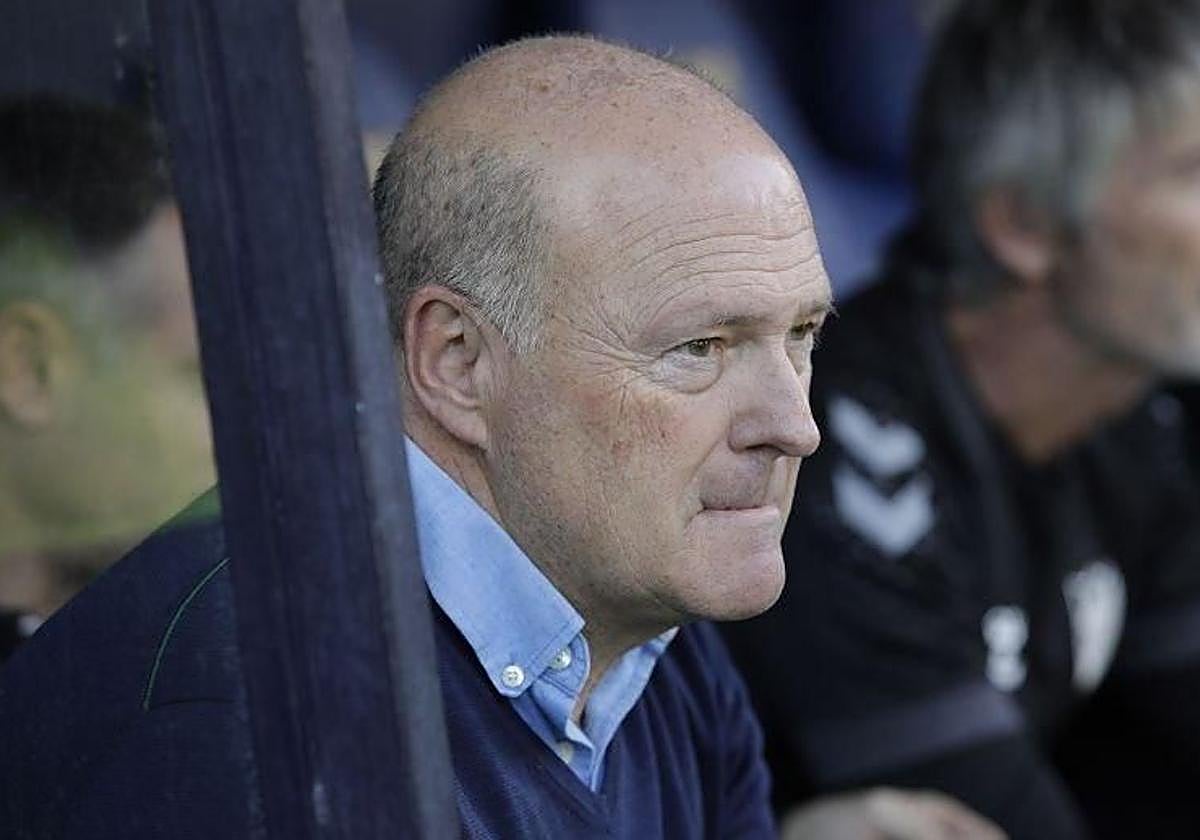 Pepe Mel, antes de un partido con el Málaga la temporada pasada.