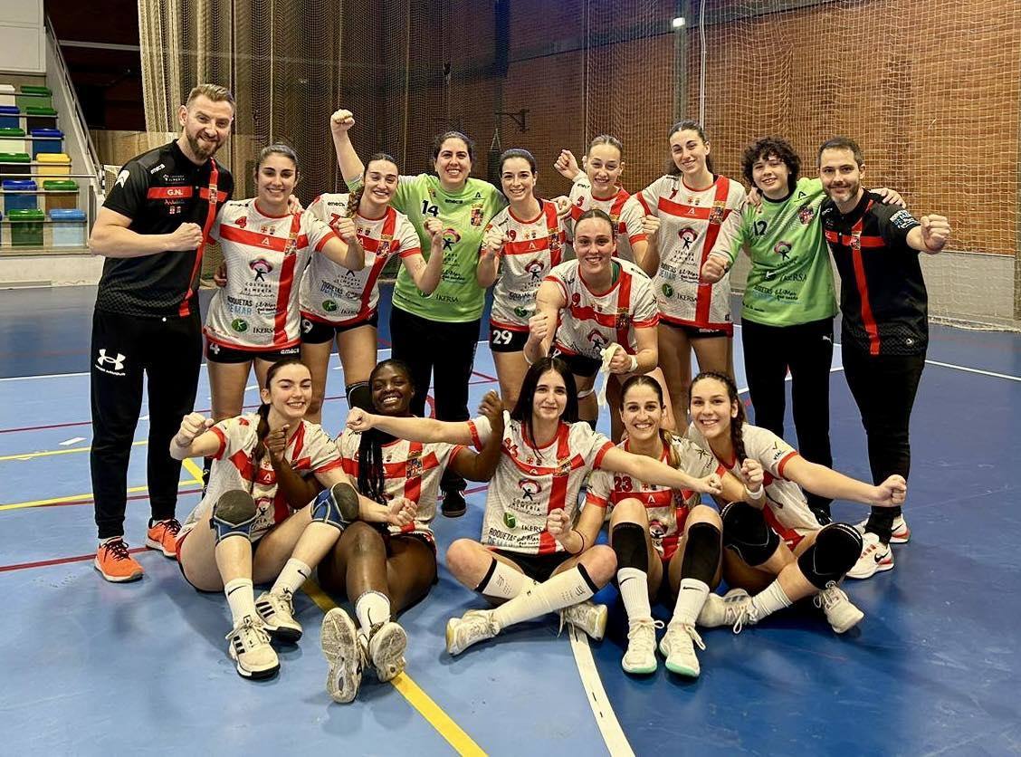 Las almerienses quieren sellar la permanencia en casa