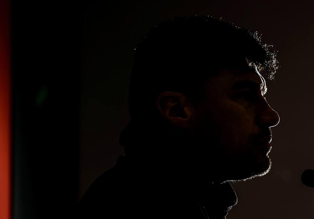 &#039;Cacique&#039; Medina, al borde del cese tras no mejorar a Paco López