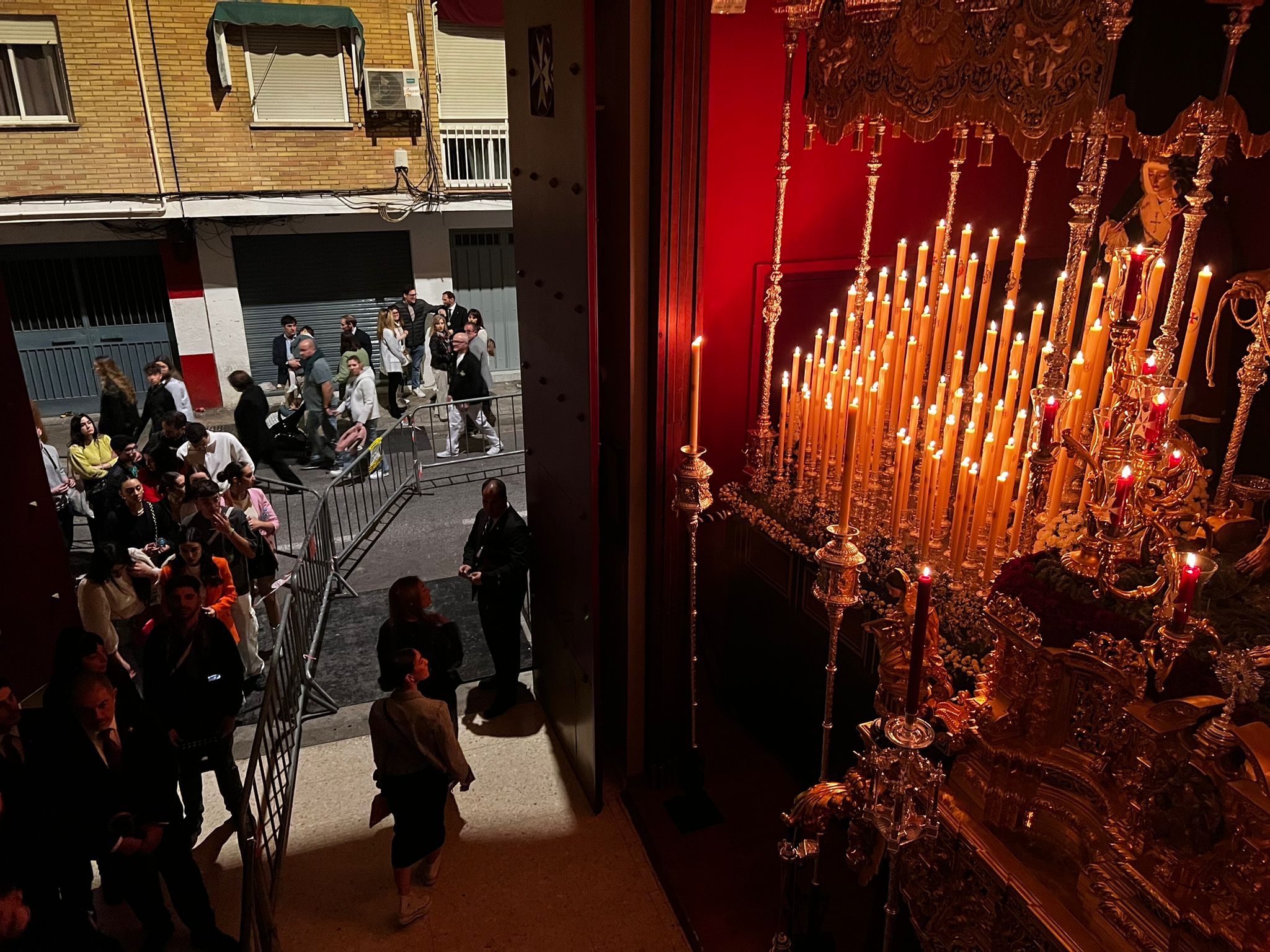 Las imágenes más íntimas y sorprendentes del Domingo de Ramos en Granada