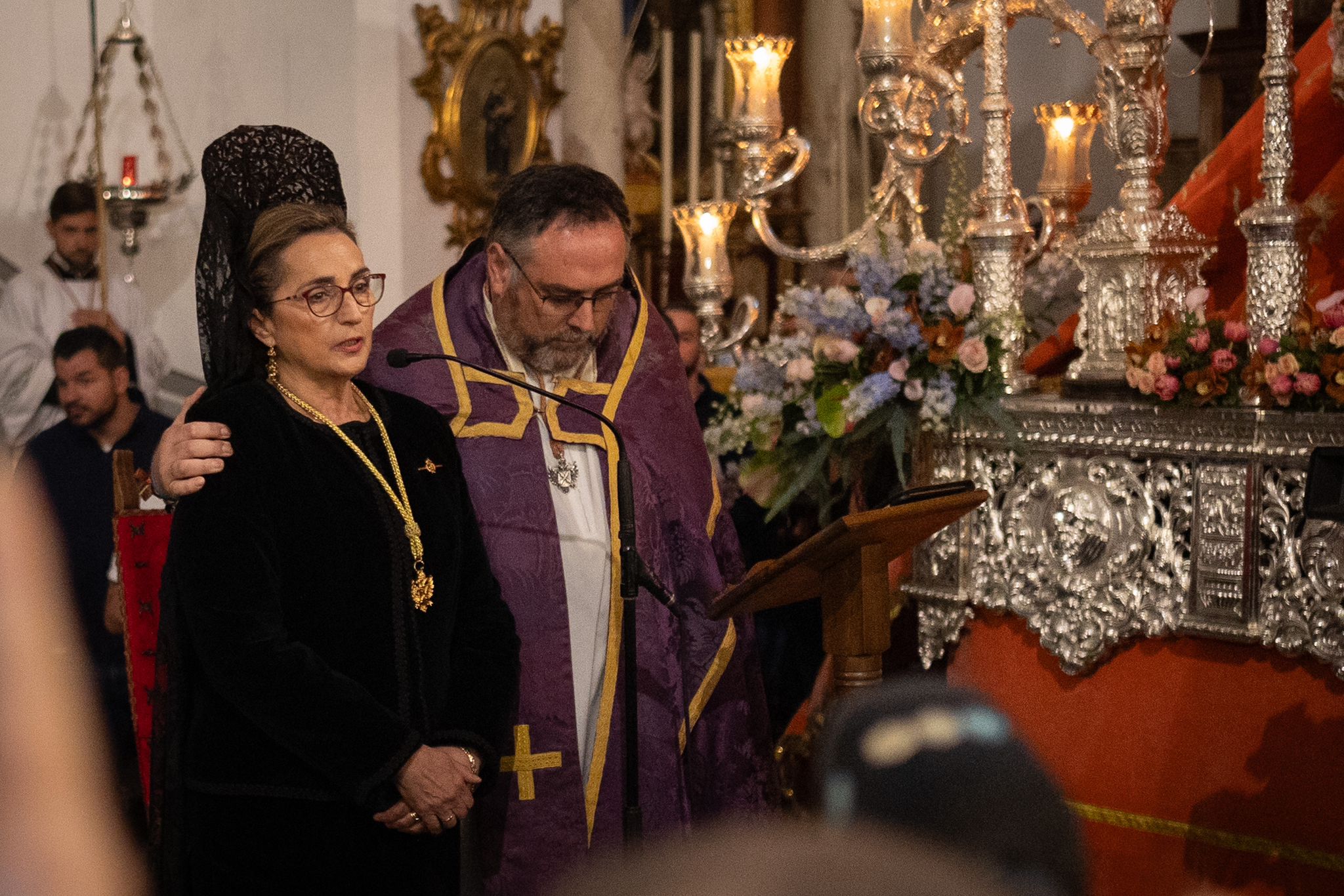 Las fotos de los momentos más íntimos y emotivos del Lunes Santo en Granada