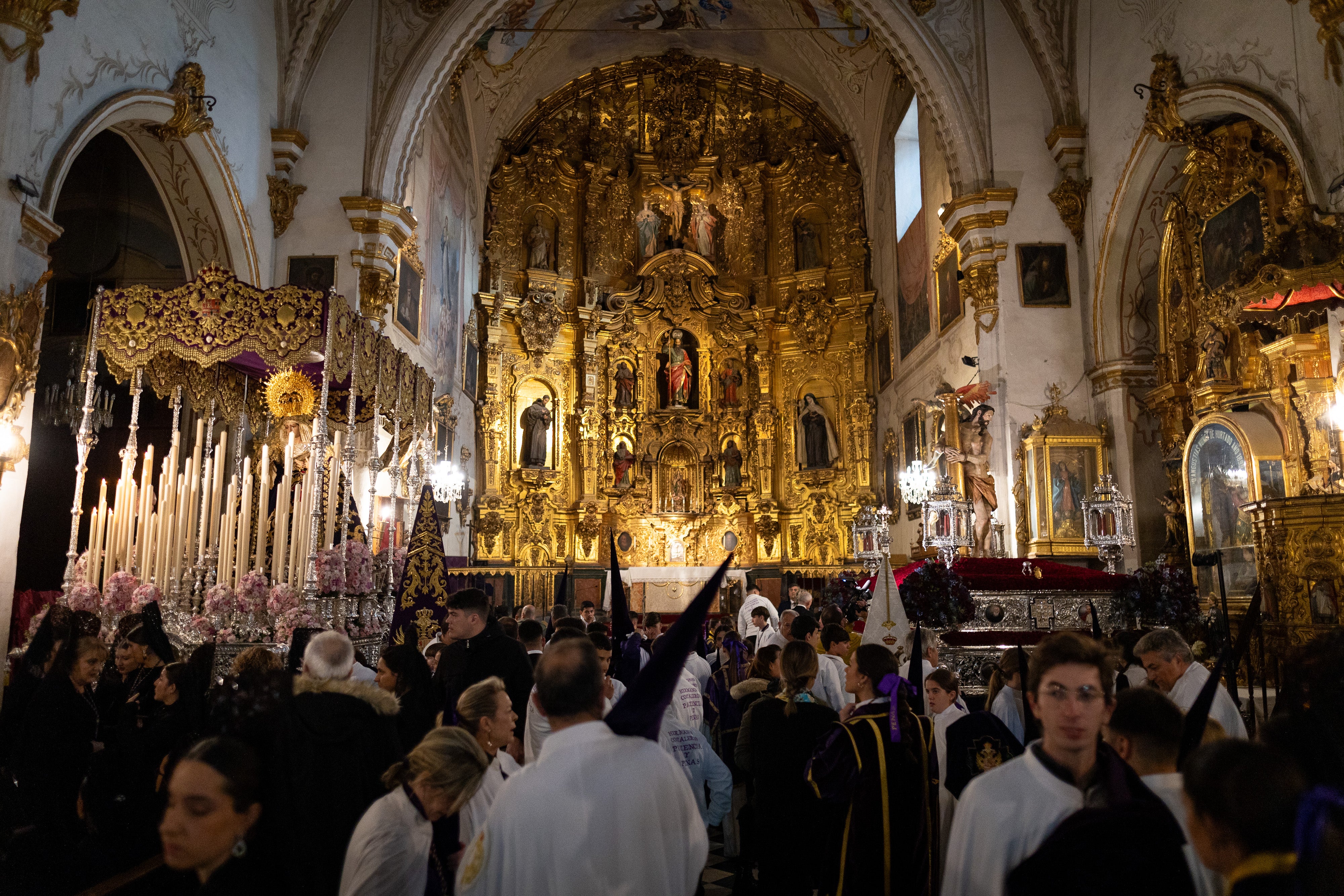 El Miércoles Santo oculto de Granada, en imágenes