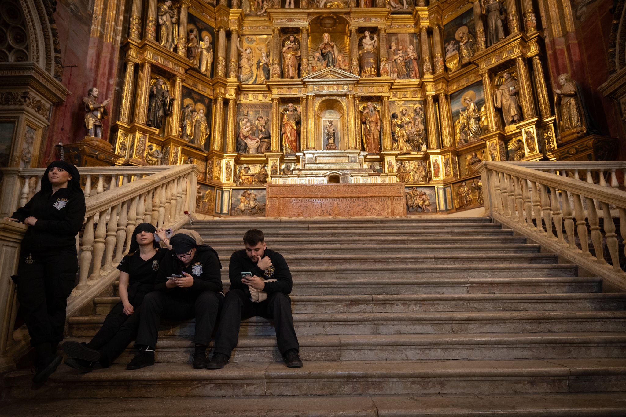 Las imágenes de un Viernes Santo de emoción en Granada