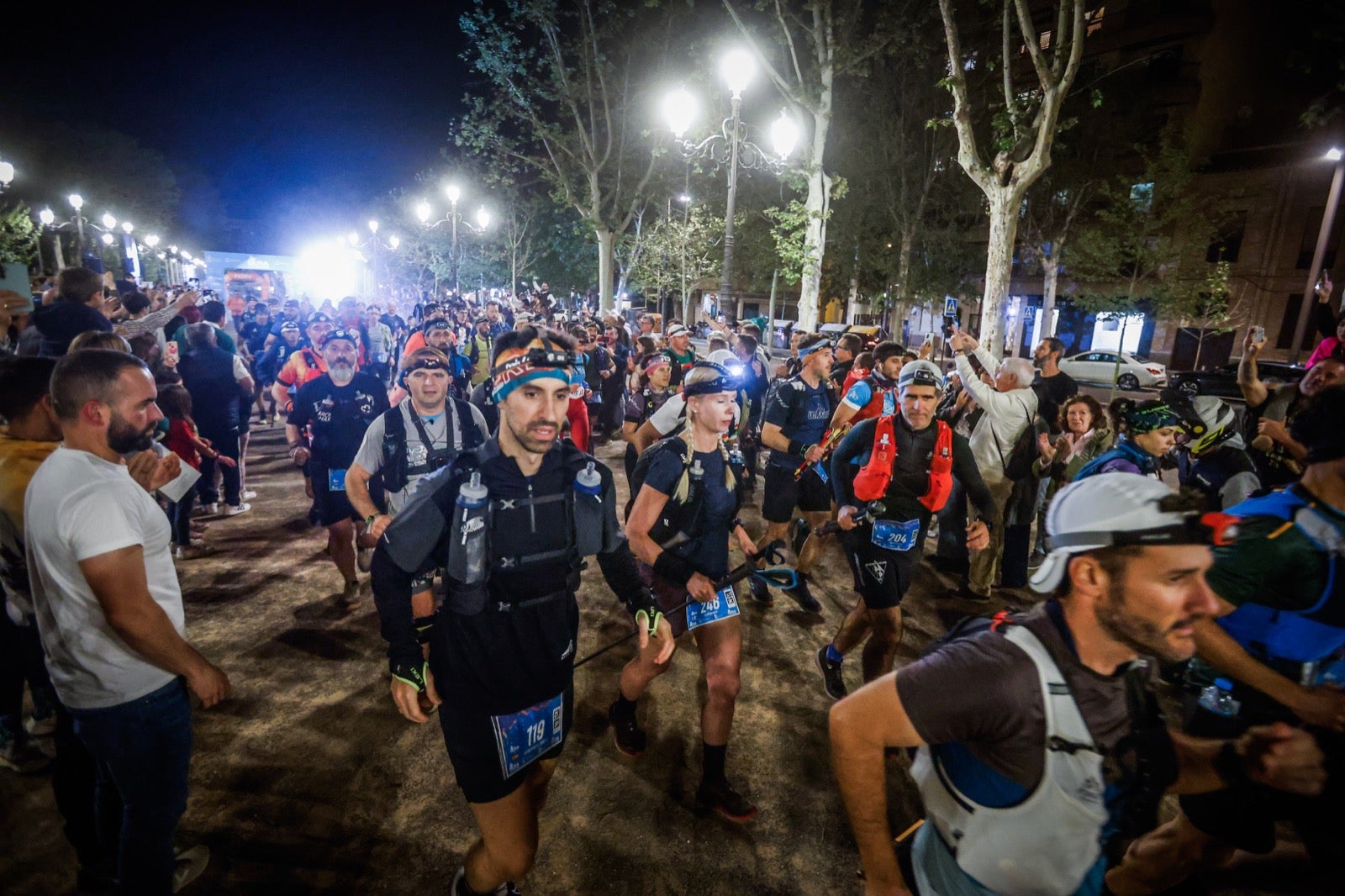 La salida de la Ultra de Sierra Nevada, en imágenes