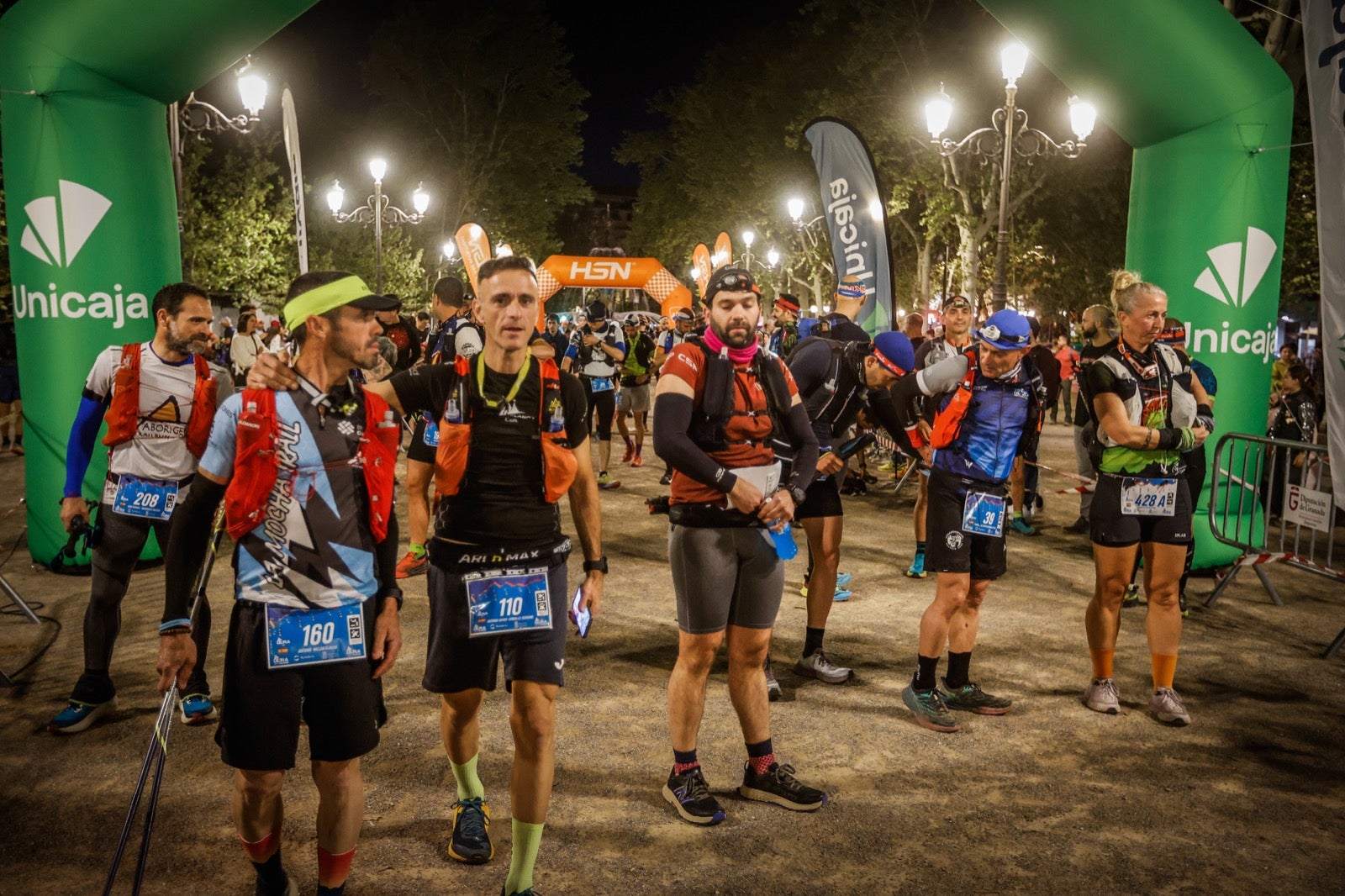 La salida de la Ultra de Sierra Nevada, en imágenes