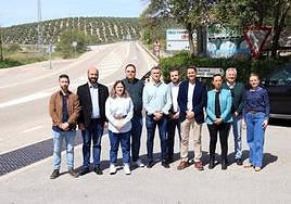 Visita a la carretera A-315 para exigir su arreglo.