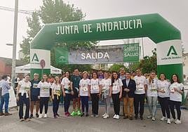 Autoridades participantes en la Carrera de la Salud.