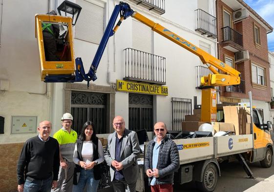 Valdepeñas de Jaén mejora su alumbrado público para ser más eficiente y ecológico