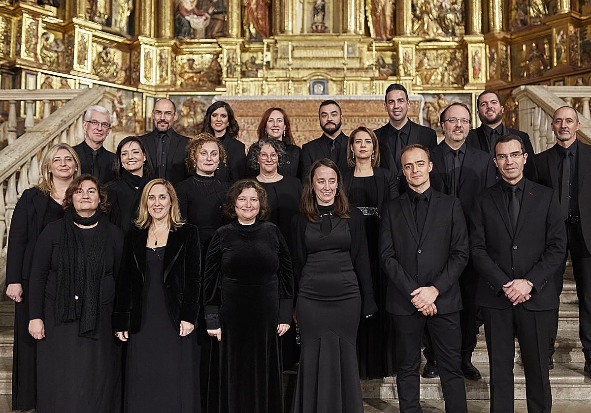 Los integrantes del coro Tomás Luis de Victoria.