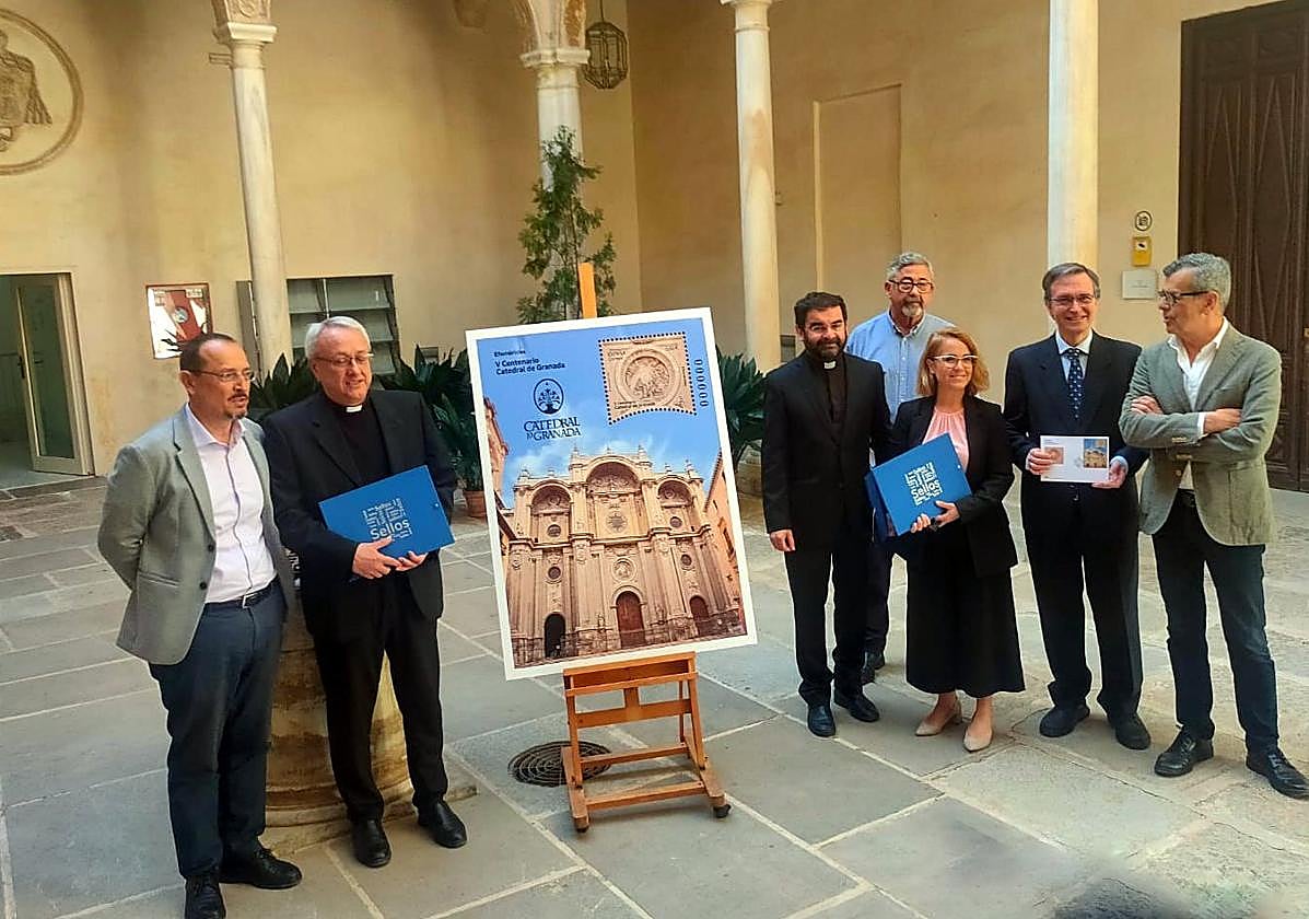 Presentación del sello dedicado a la Catedral de Granada