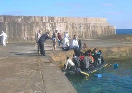 Llegada de migrantes a Alborán, en una imagen de archivo.