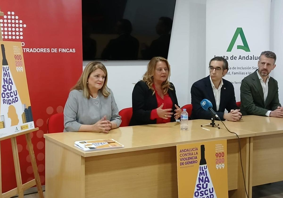 'Ilumina su oscuridad', campaña para que las comunidades de vecinos denuncien la violencia machista
