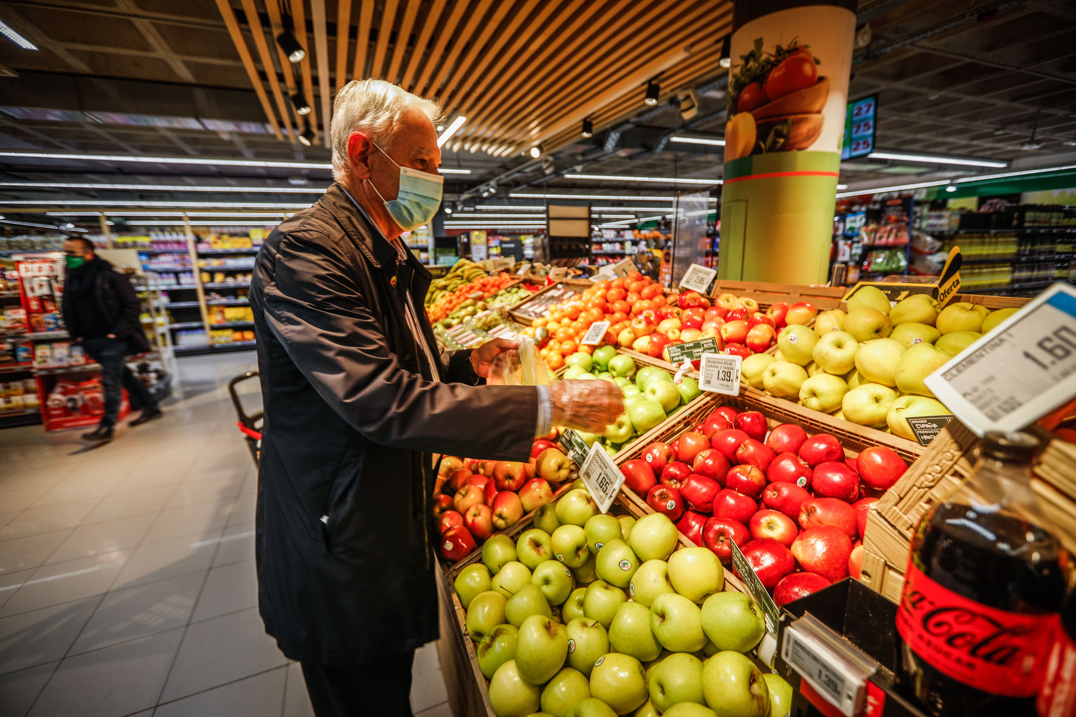 La OCU desvela por qué algunos productos pesan menos de lo que dice la etiqueta