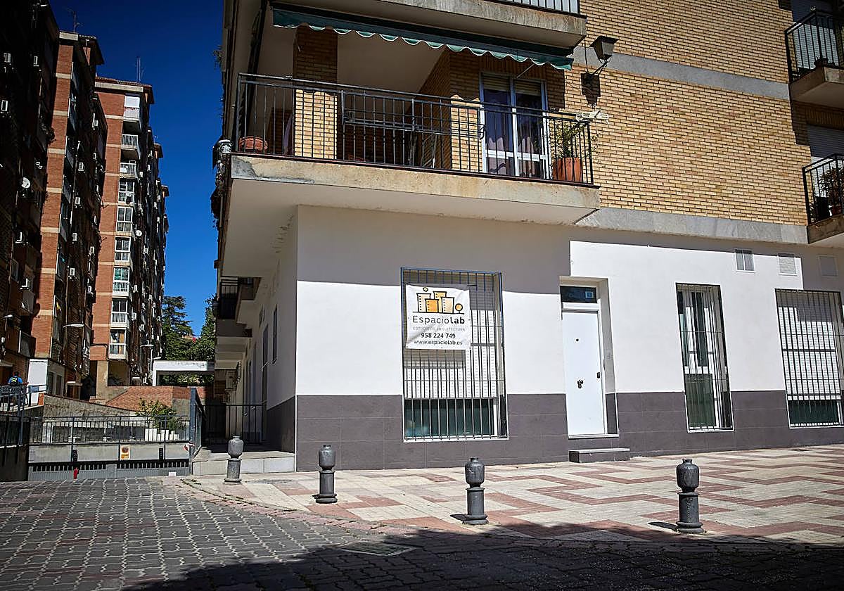 Locales vacíos de Granada