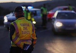 Muere un hombre tras incendiarse la furgoneta en la que viajaba en Torredonjimeno