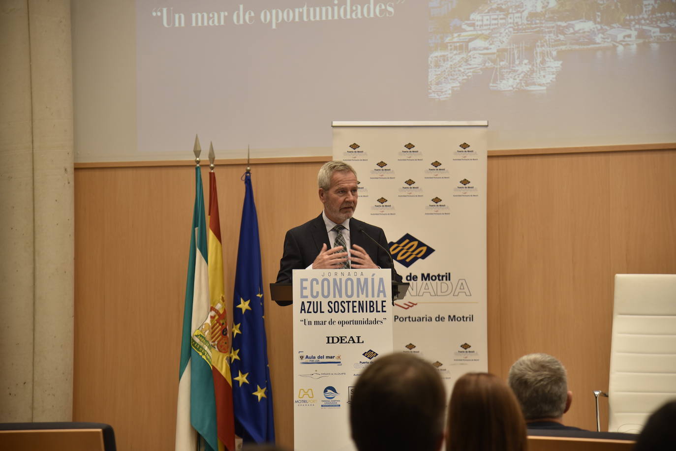 Las imágenes del foro por el crecimiento de la Costa Tropical