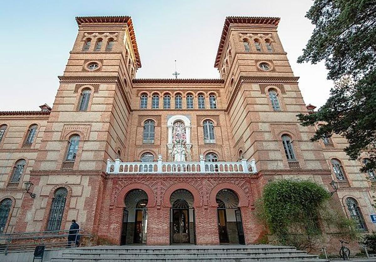 Facultad de Comunicación y Documentación de la UGR.