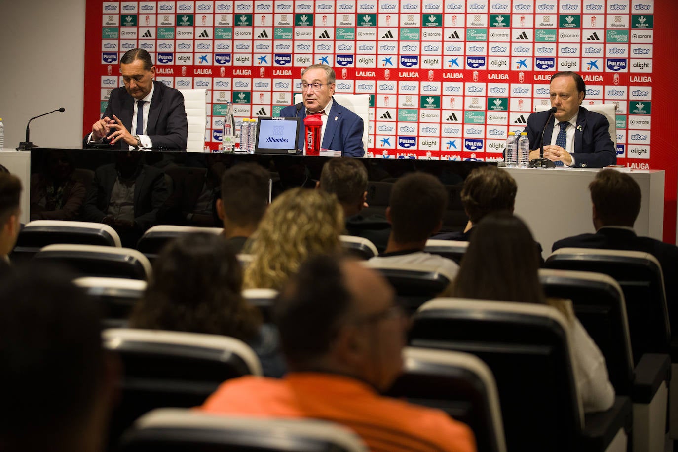 Alfredo García Amado, Pepe Macanás y Juan Manuel Fernández Torres, durante el acto.