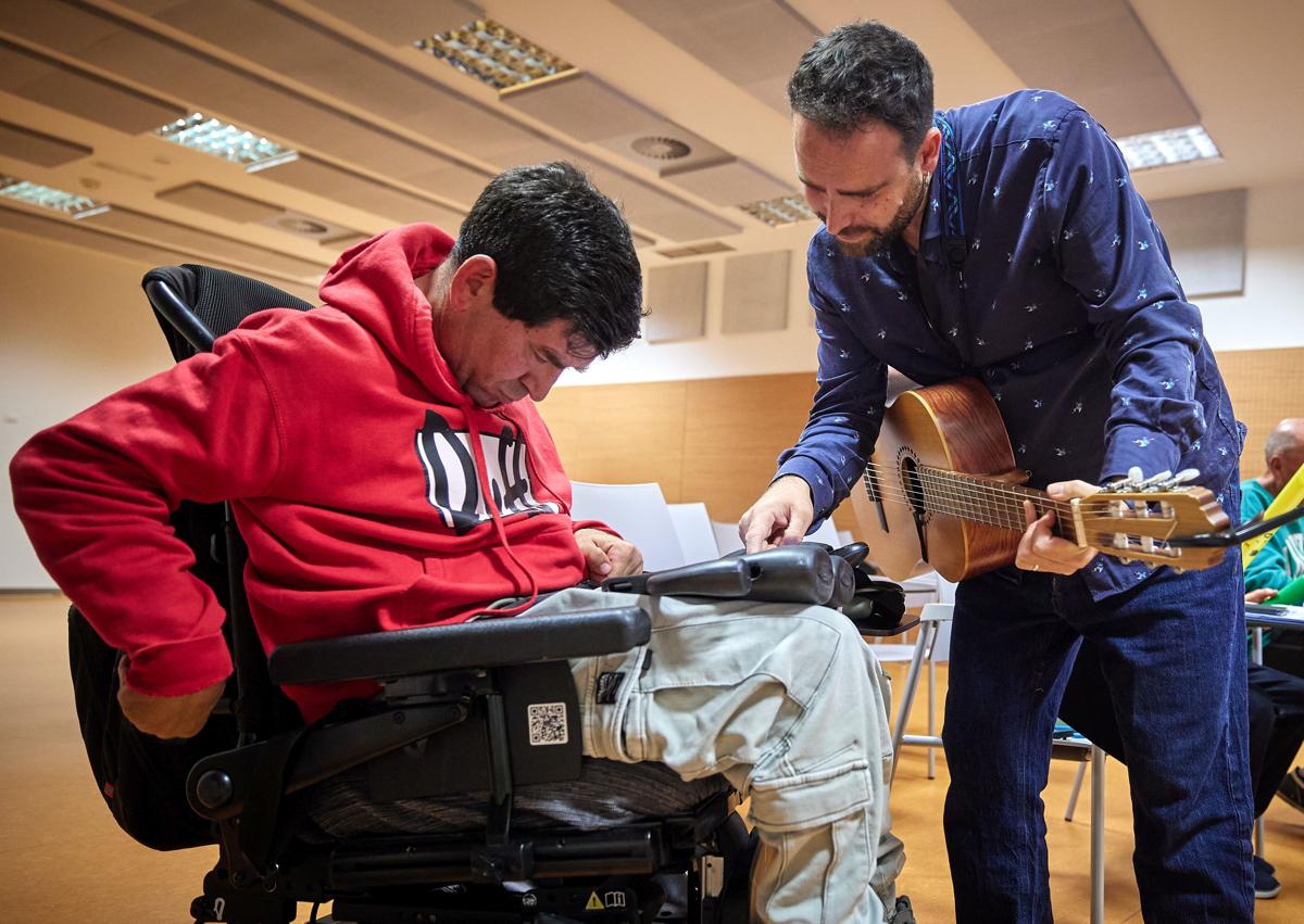 Imagen secundaria 1 - Gabriel Kulisevsky, durante el ensayo. 