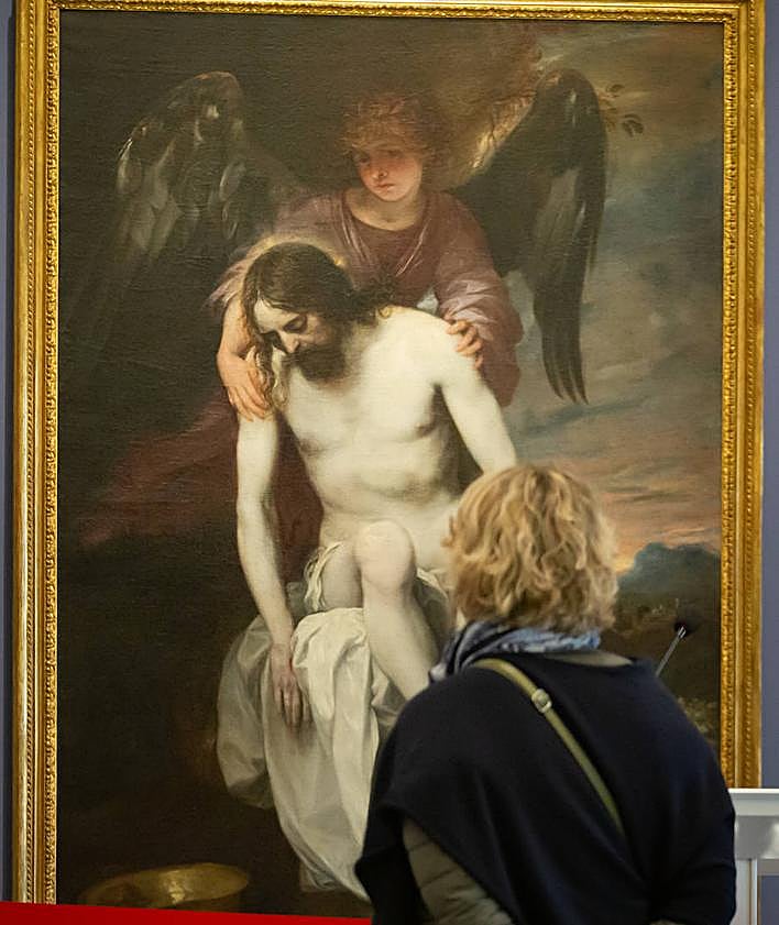 Imagen secundaria 2 - Observando el cuadro de Cano. 