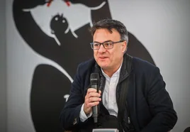 José María Pérez Zúñiga, durante la presentación de 'El viajero invisible'.