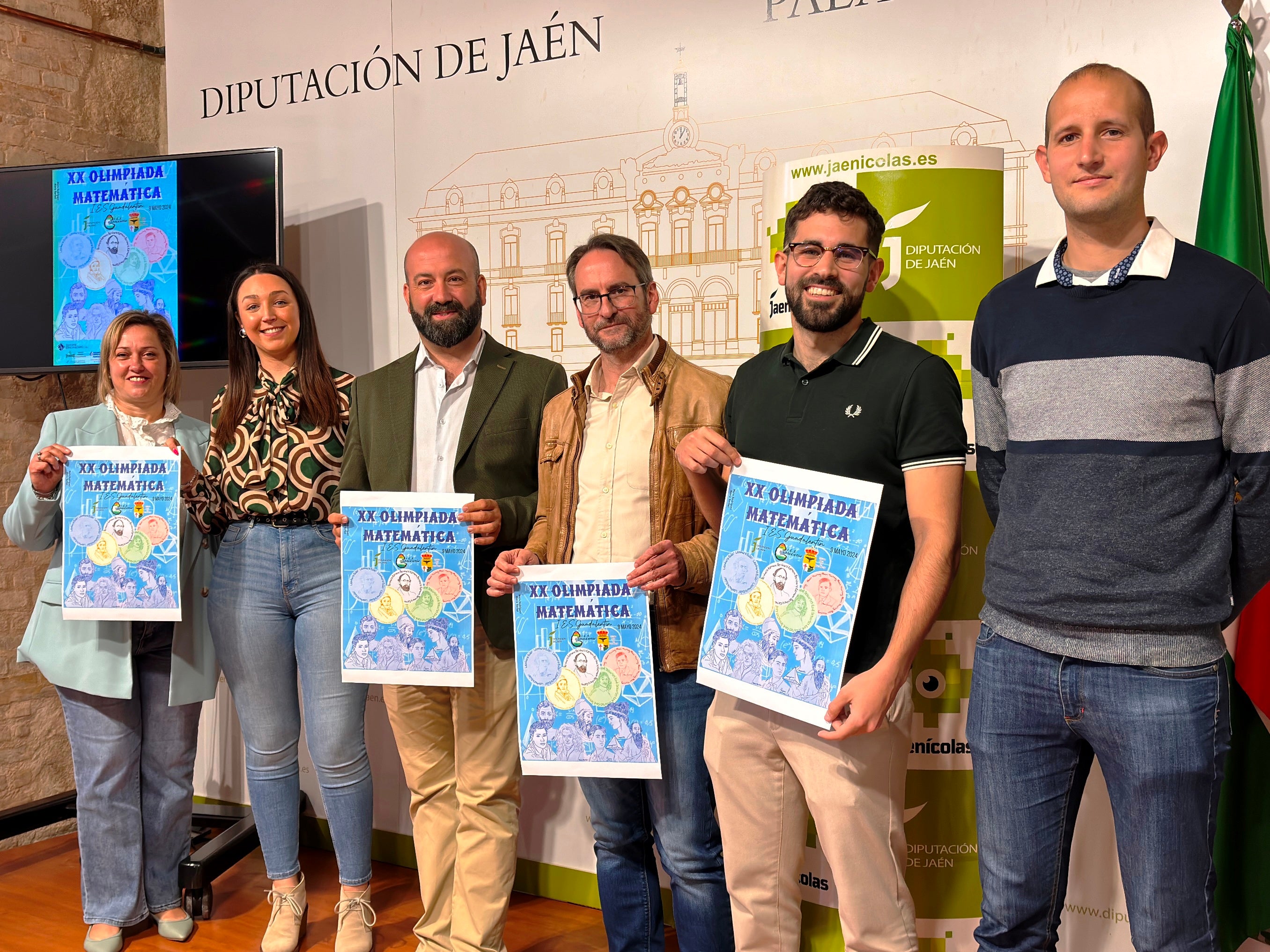 Presentación de las Olimpiadas en la Diputación, con asistencia de las instituciones que las organizan.