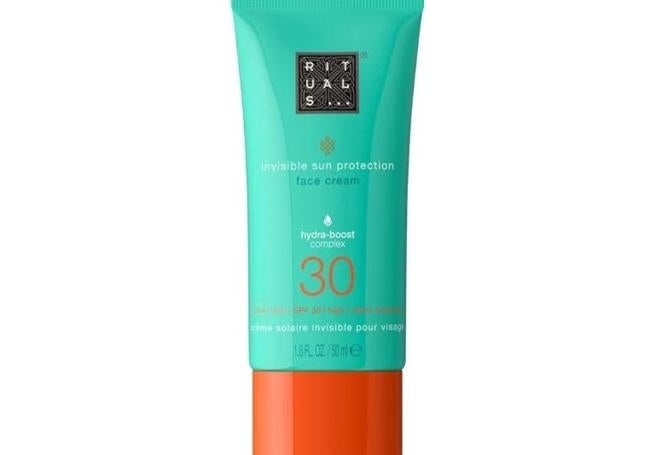 Protector 'Invisible Sun Protection Face Cream SPF 50+' de la marca Rituals.