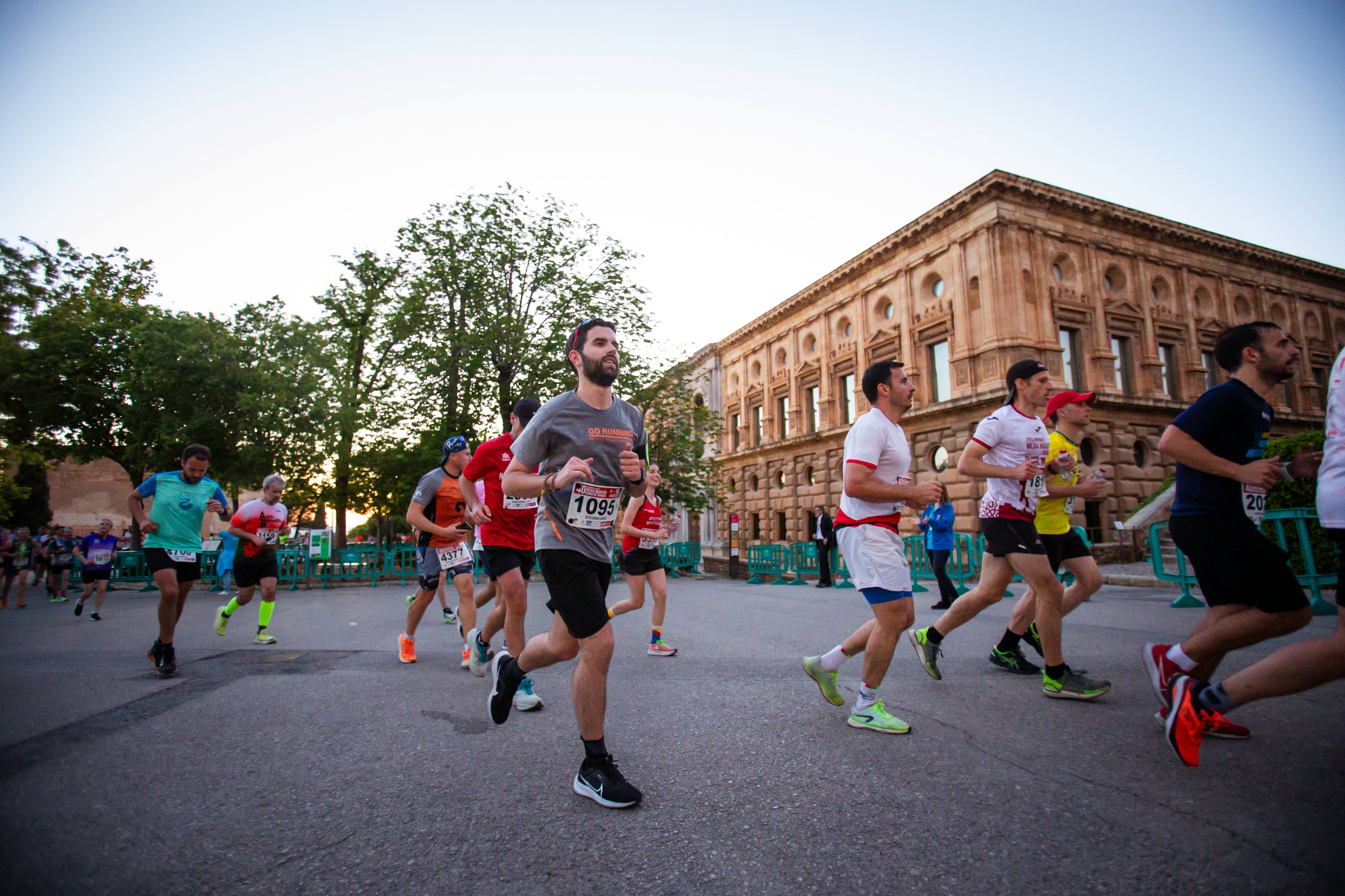 Encuéntrate en la Media Maratón de Granada