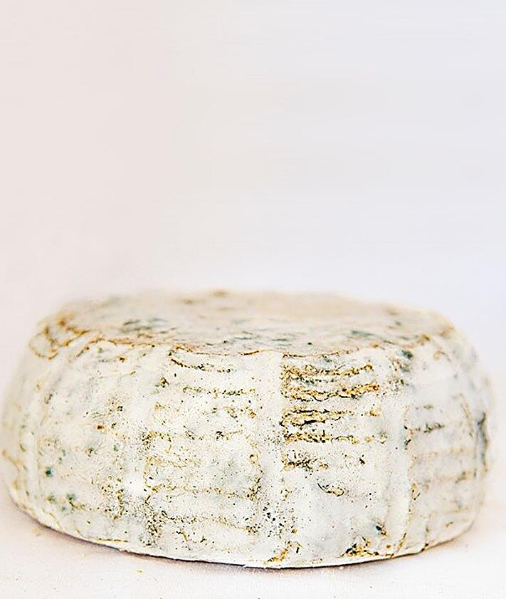 Imagen secundaria 2 - Este es el mejor queso curado de cabra de España, que vale menos de 20 euros