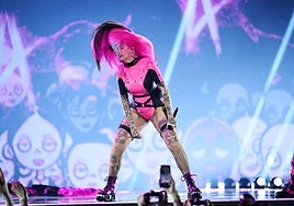 La almeriense Kenzy Loevett durante la actuación de anoche.