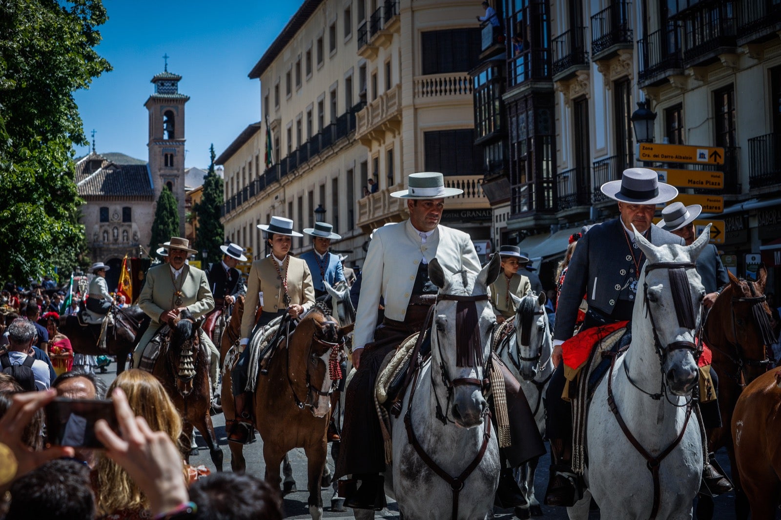 Las imágenes de la salida del Rocío en Granada