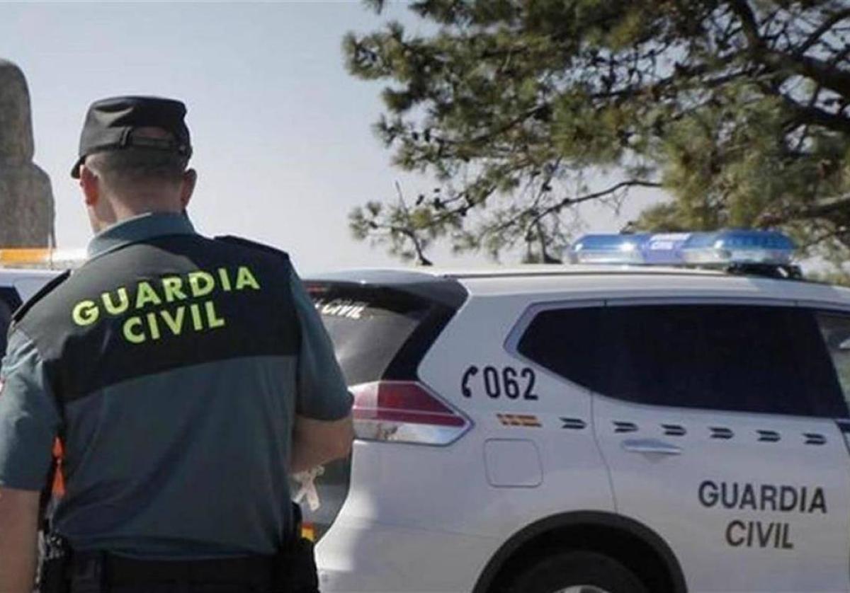 Ha tenido que ser rescatado por el servicio de Bomberos de Jaén.