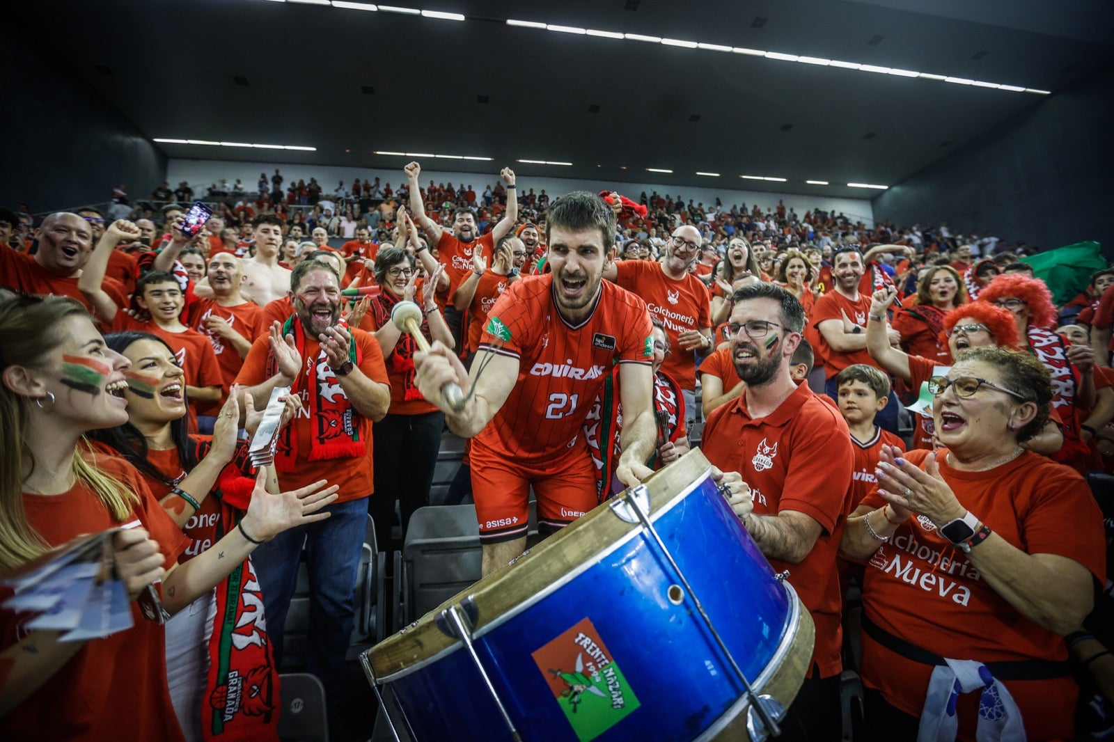 Las imágenes de la fiesta del Covirán y la afición