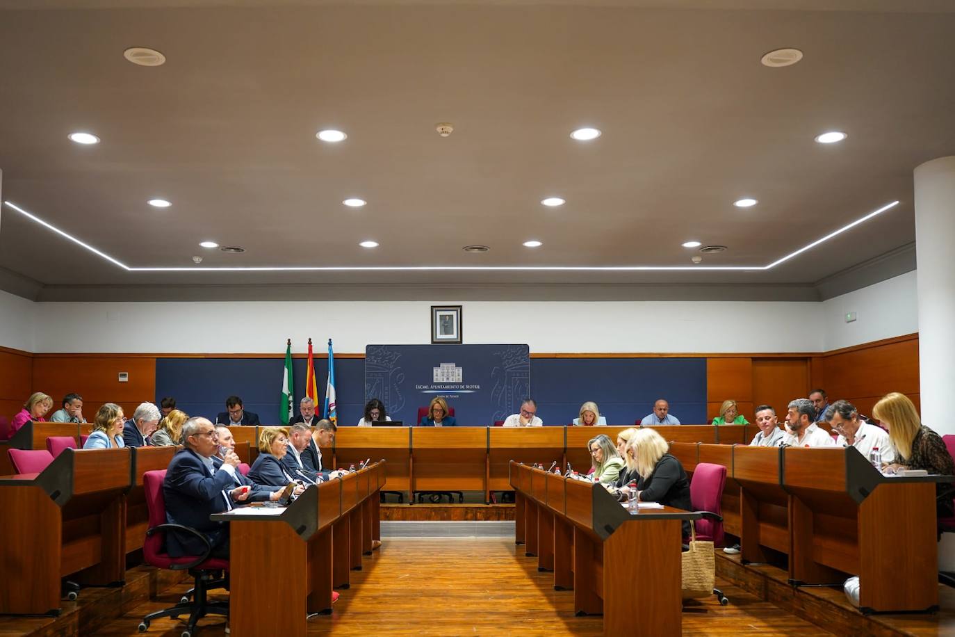 Motril renueva su convenio de Policía Local con Torrenueva Costa