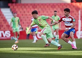 El filial, en el partido ante el Málaga en Los Cármenes.