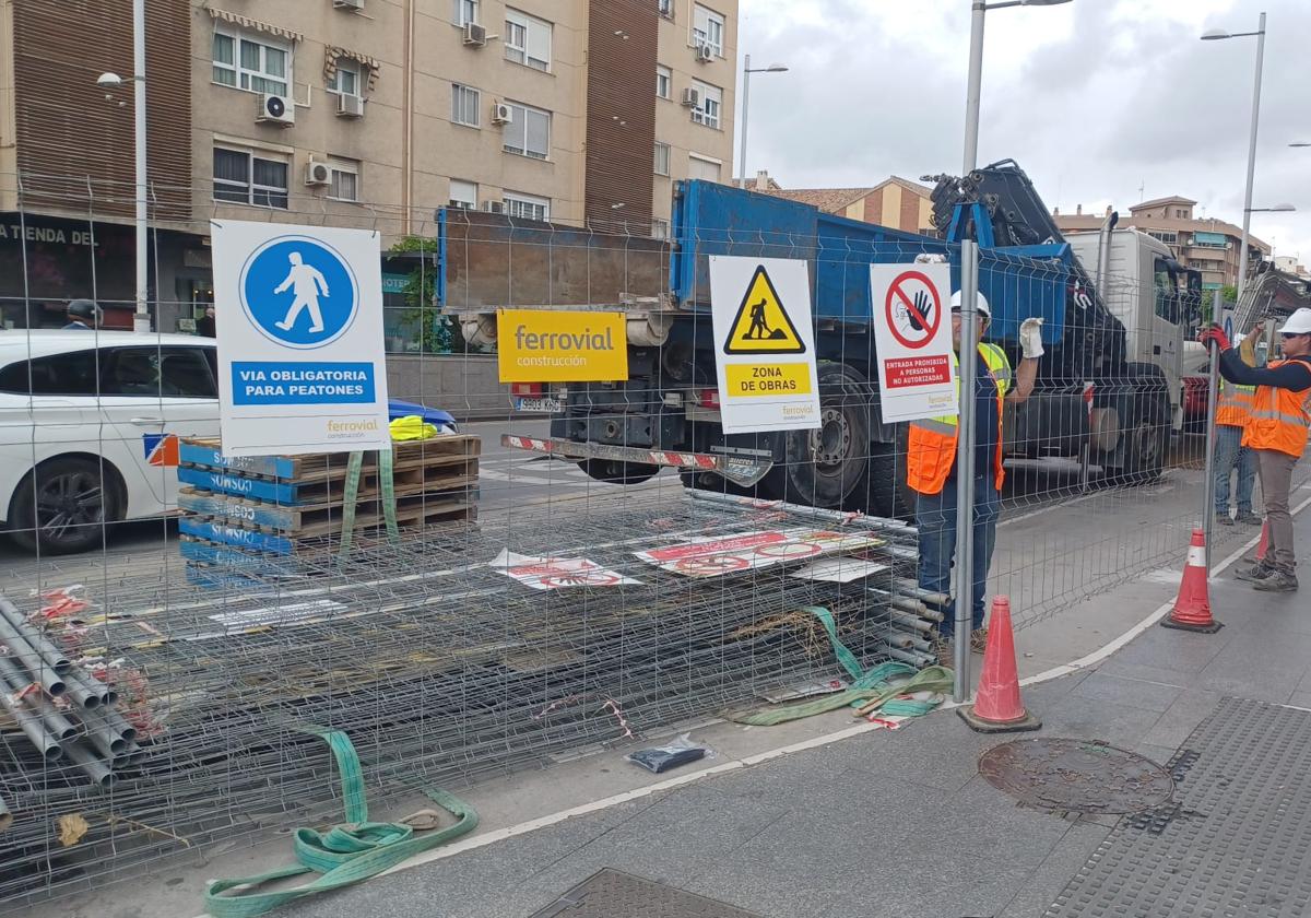 Las obras que se están ejecutando en Camino de Ronda.