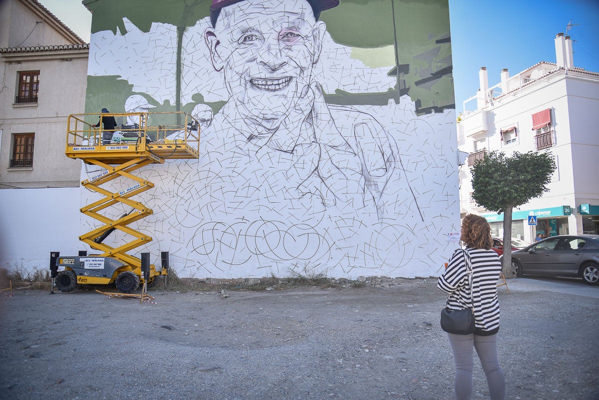 Salobreña inundada de grafitis artísticos, en imágenes