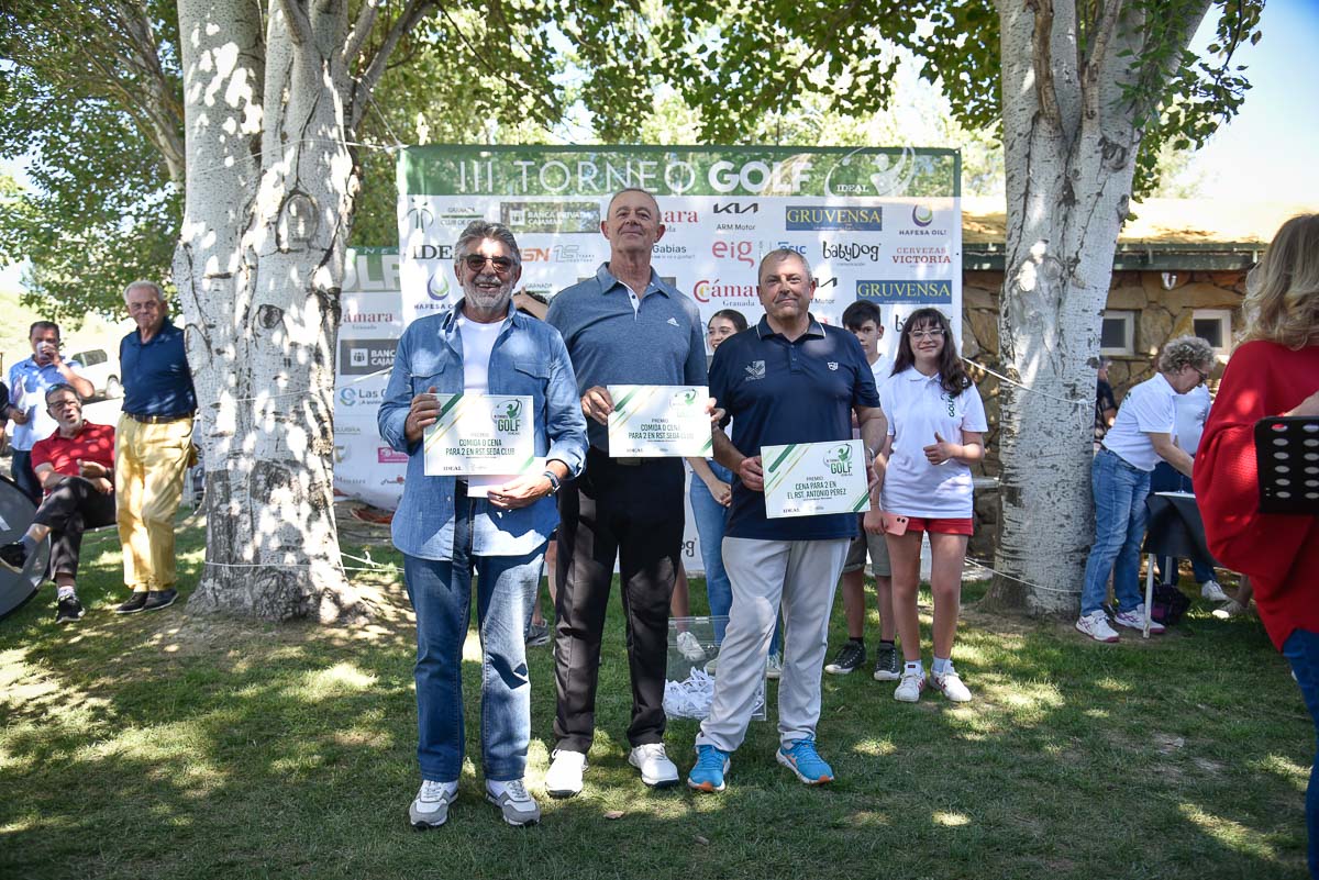 Encuéntrate en el III Torneo de Golf de IDEAL (III)