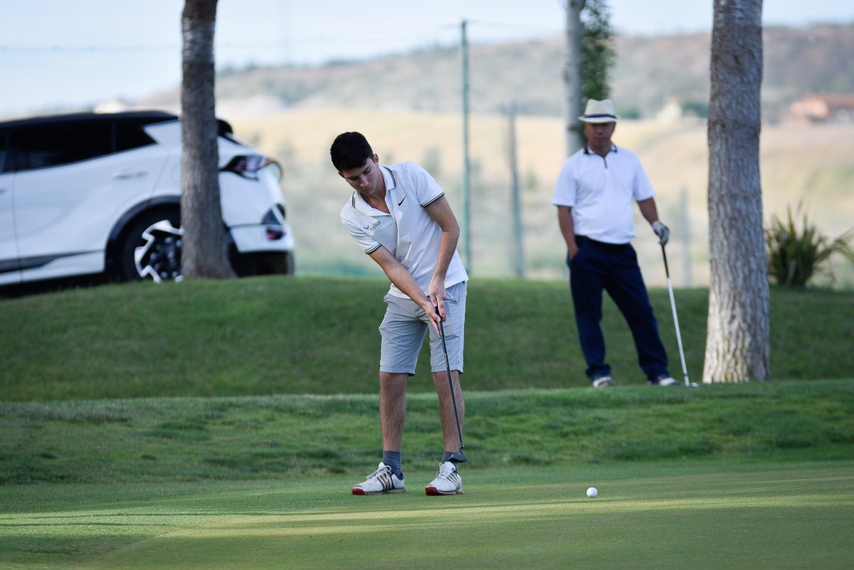 Encuéntrate en el III Torneo de Golf de IDEAL (II)