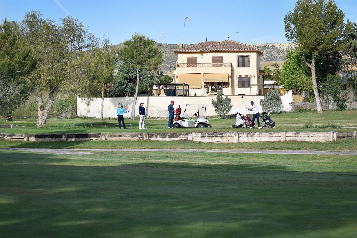 Encuéntrate en el III Torneo de Golf de IDEAL (II)