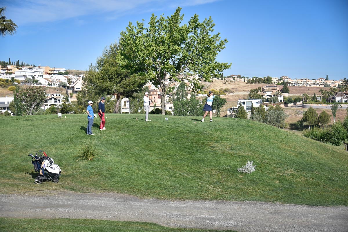 Encuéntrate en el III Torneo de Golf de IDEAL (II)