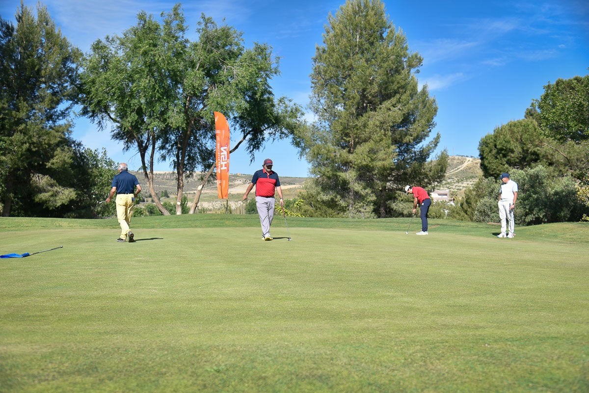 Encuéntrate en el III Torneo de Golf de IDEAL (II)